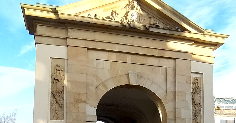 Allgemeinmedizin Praxis BETTINA ZINSER · Hausärztliche Grundversorgung  · Erkennen | Behandeln | Betreuen · Tel. 06233 26687 · Mobil 0170 841352 · info@praxis-zinser.de