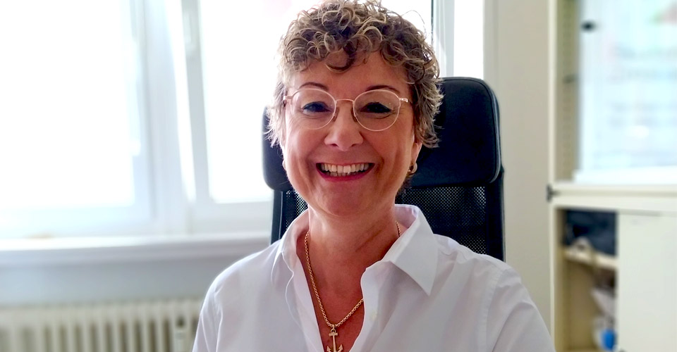 Allgemeinmedizin Praxis BETTINA ZINSER · Hausärztliche Grundversorgung  · Erkennen | Behandeln | Betreuen · Tel. 06233 26687 · Mobil 0170 841352 · info@praxis-zinser.de