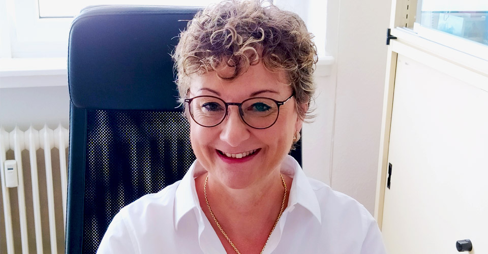 Allgemeinmedizin Praxis BETTINA ZINSER · Hausärztliche Grundversorgung  · Erkennen | Behandeln | Betreuen · Tel. 06233 26687 · Mobil 0170 841352 · info@praxis-zinser.de